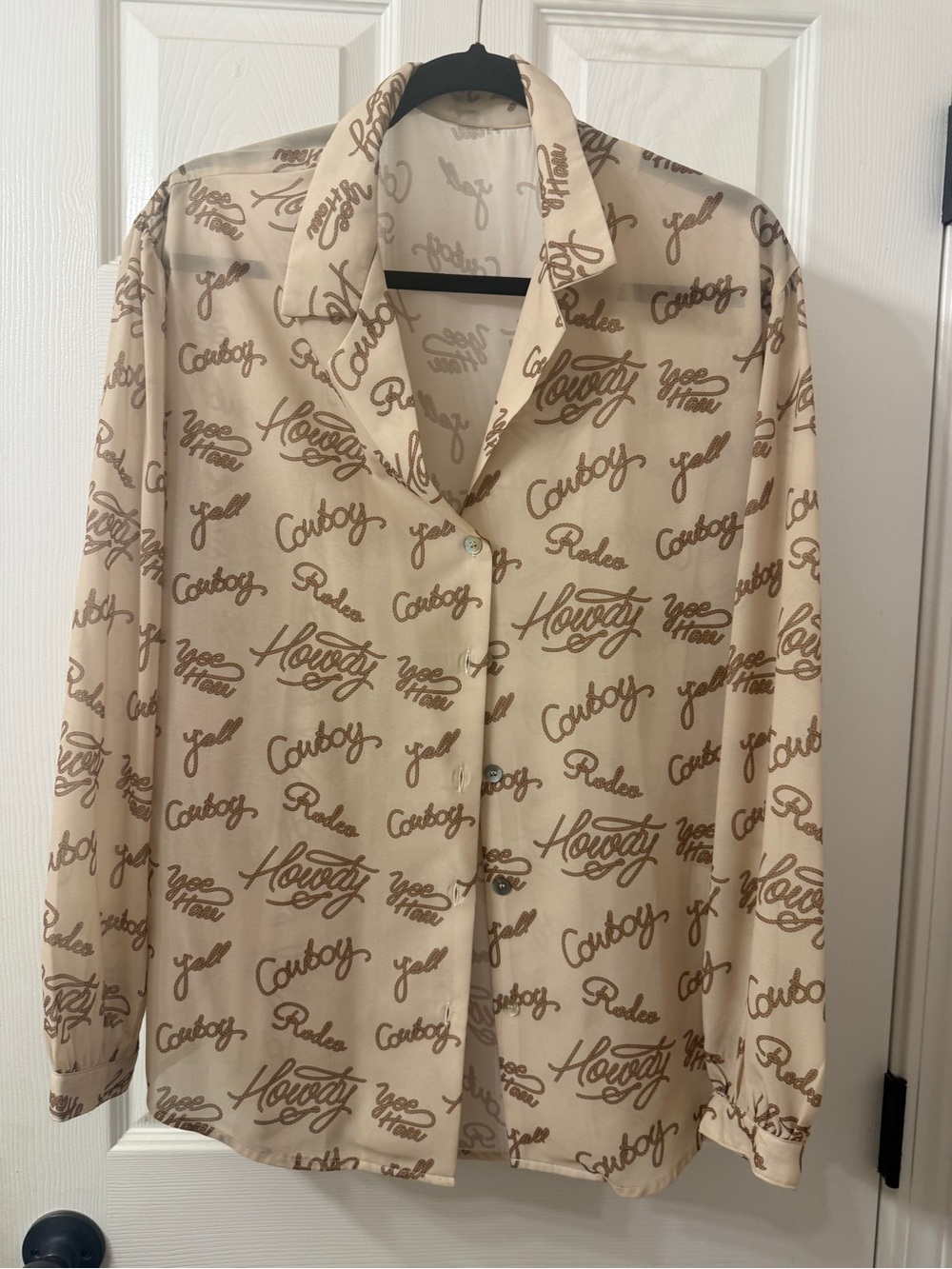 Women’s Cream Script-Print Button Down Shirt